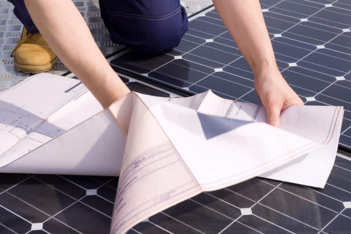 การขอสินเชื่อโซล่าเซลล์เพื่อติดตั้งโซล่าเซลล์เองกับการทำสัญญา Solar PPA มีข้อดีแตกต่างกัน